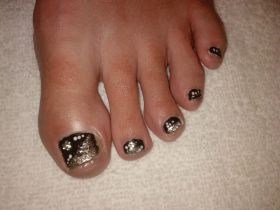 nagelparty zwart glitter.jpg